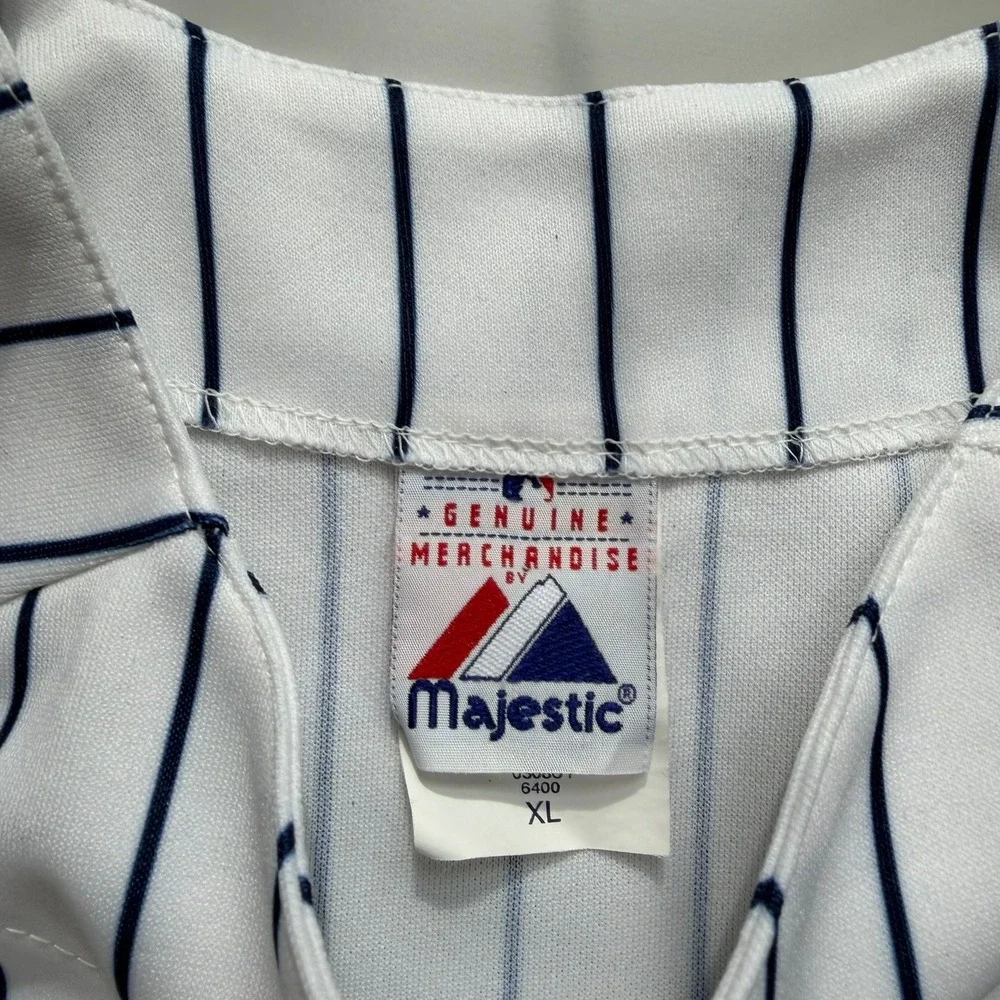 Vintage Majestic New York Yankees MLB Pinstripe Baseball Jersey Mens NY ( USA) - Picture 10 of 11